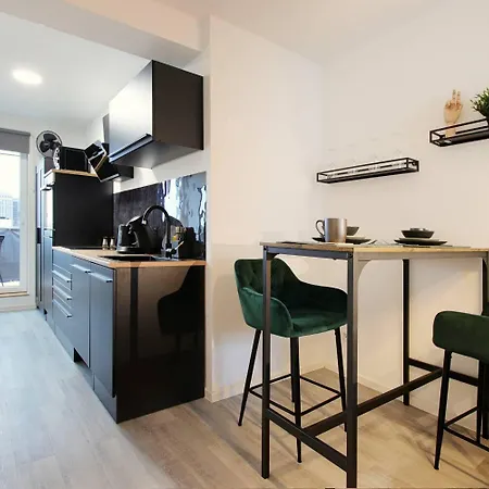 Apartment Modern With City-view And Car Park