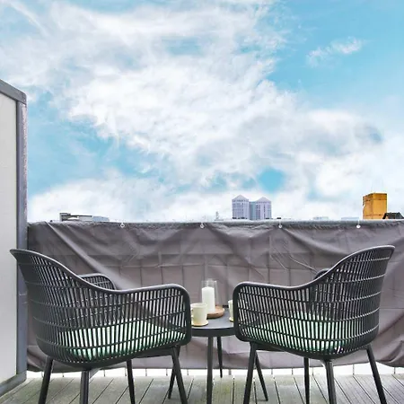 Modern With City-view And Car Park Διαμέρισμα *